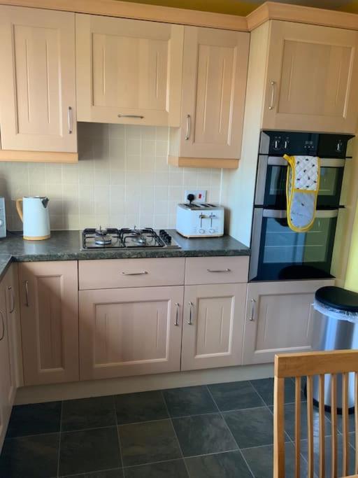 Home From Home, 3 Bedroom House In Hawick Exteriér fotografie